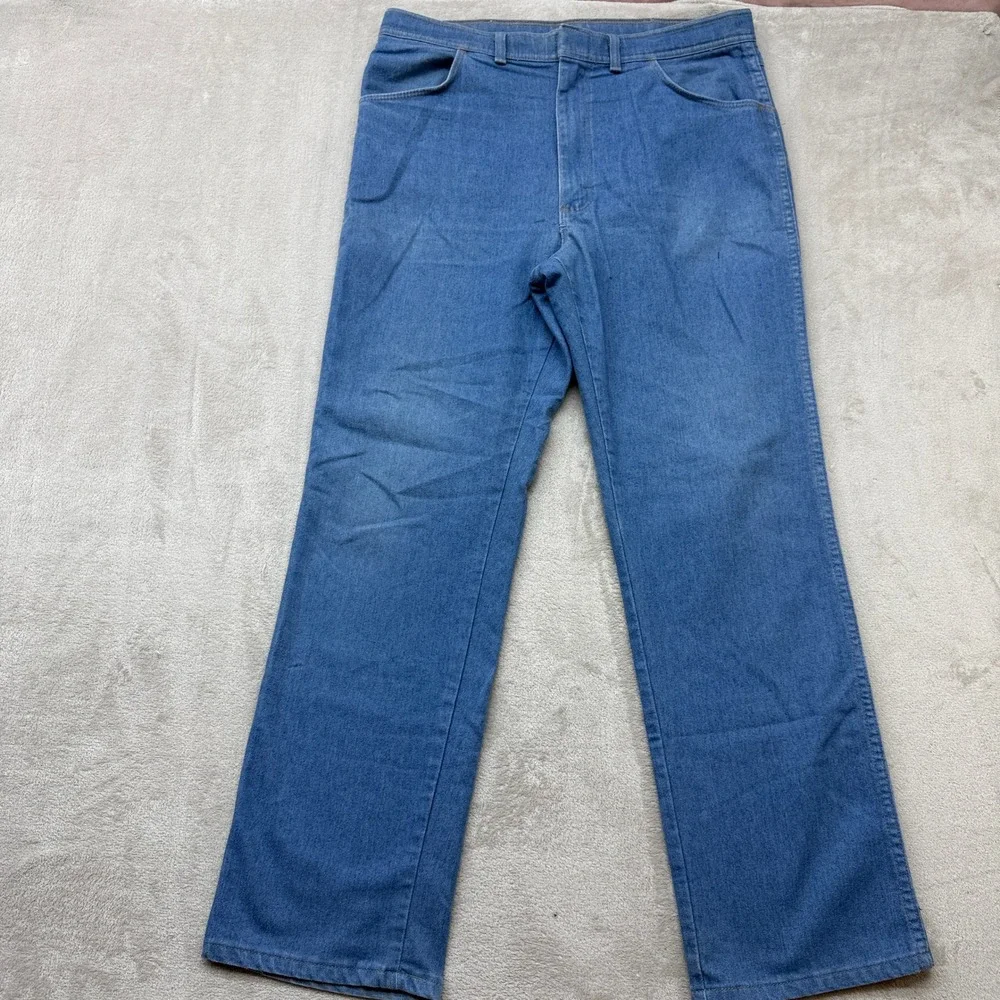 Vintage Wrangler Pants Mens 38x32 Blue Straight Leg Medium Wash Made in USA 90s